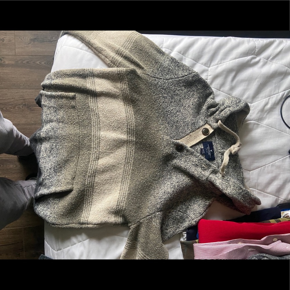 Quarter zip / button up hoodie/sweater